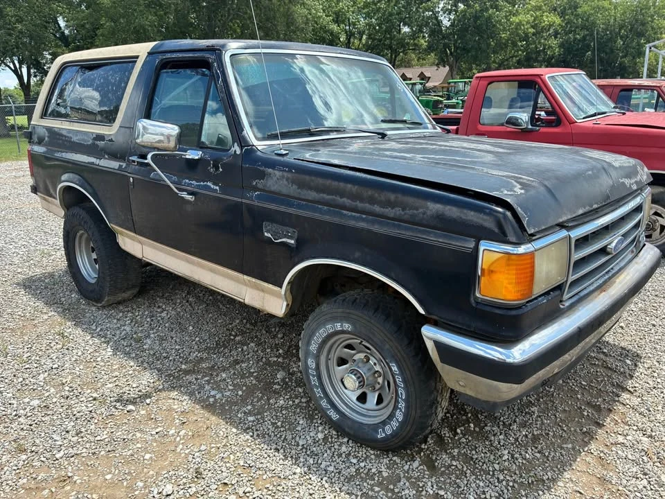 1990 Ford Bronco 4th Gen - Image 4 of 10
