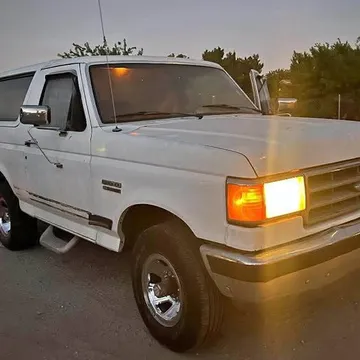 1990 Ford Bronco XLT