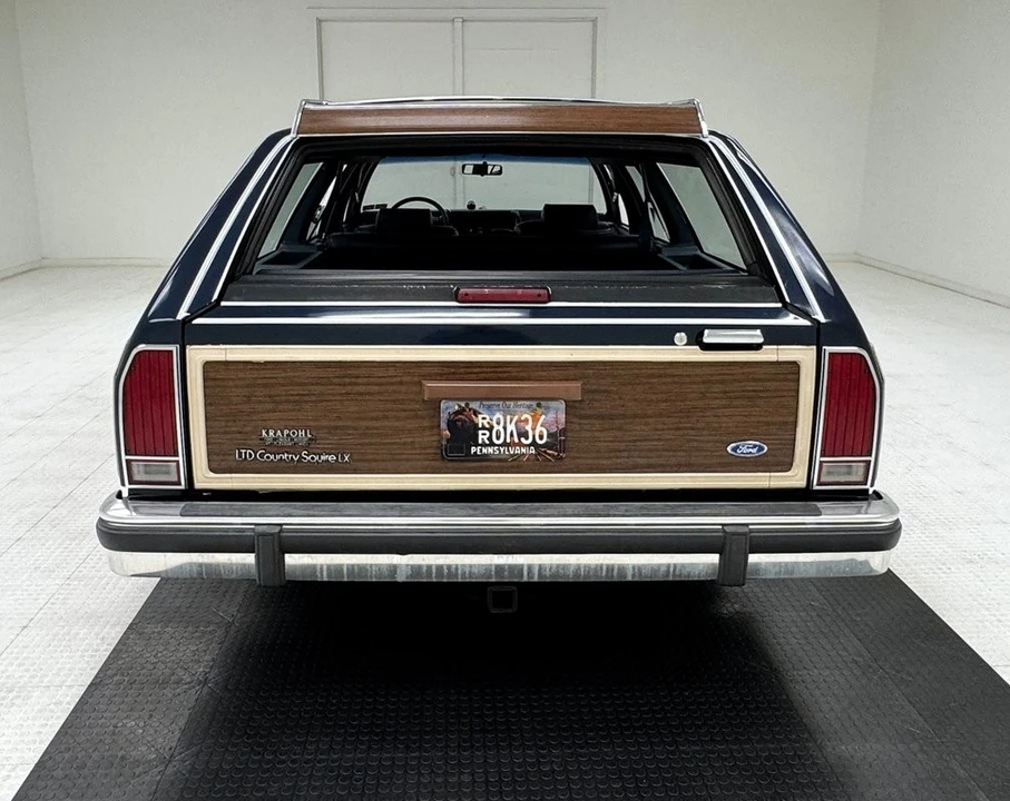 1990 Ford Country Squire - Image 4 of 12