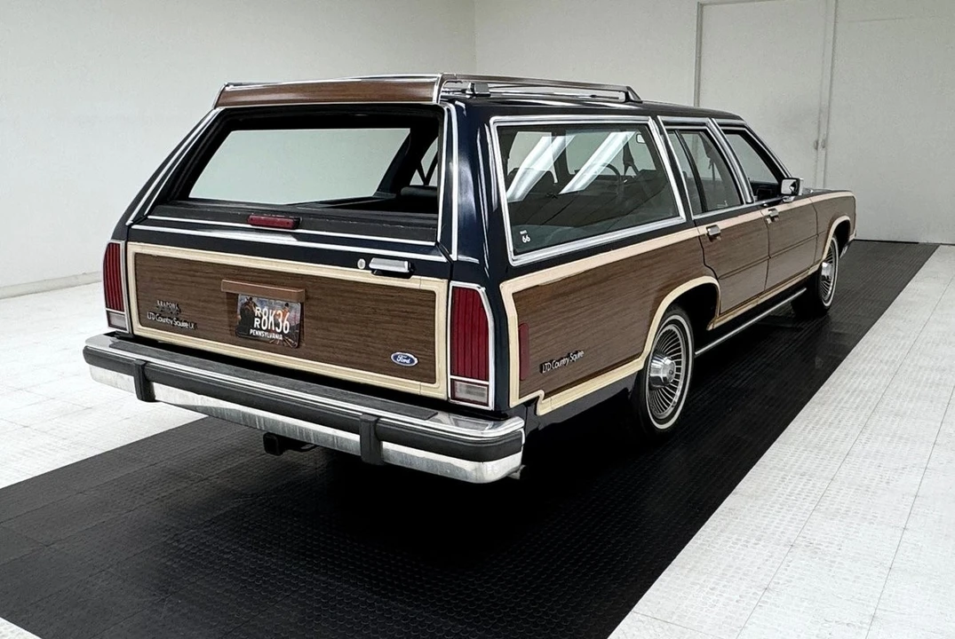1990 Ford Country Squire - Image 5 of 31