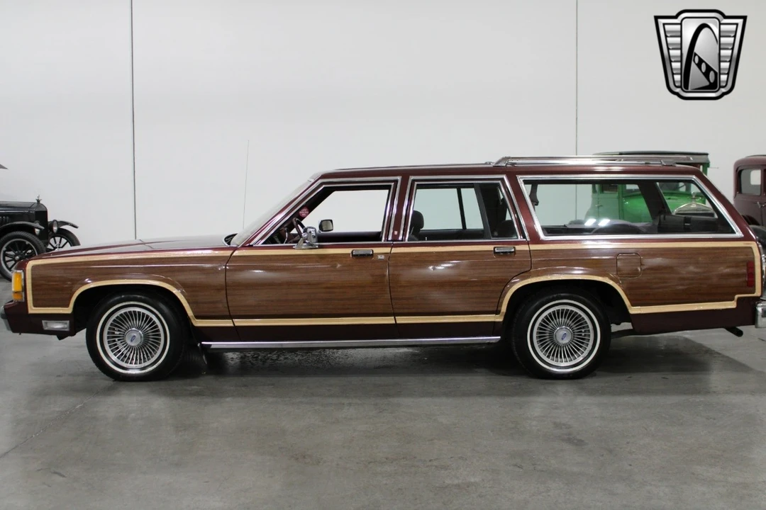 1990 Ford Country Squire - Image 4 of 12