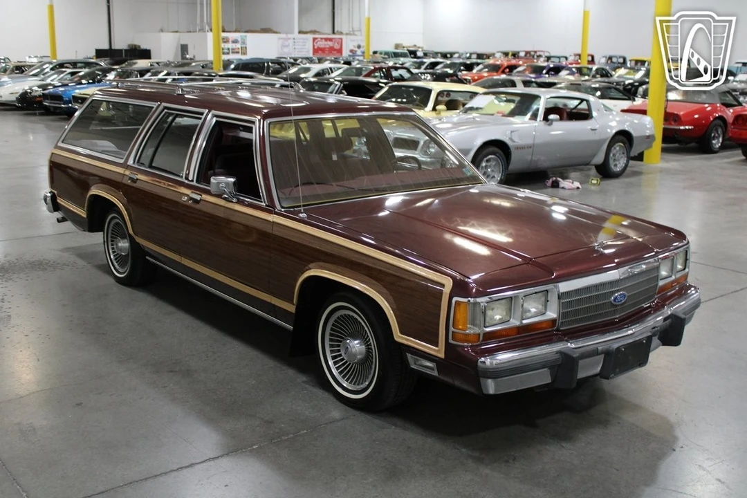 1990 Ford Country Squire - Image 11 of 21