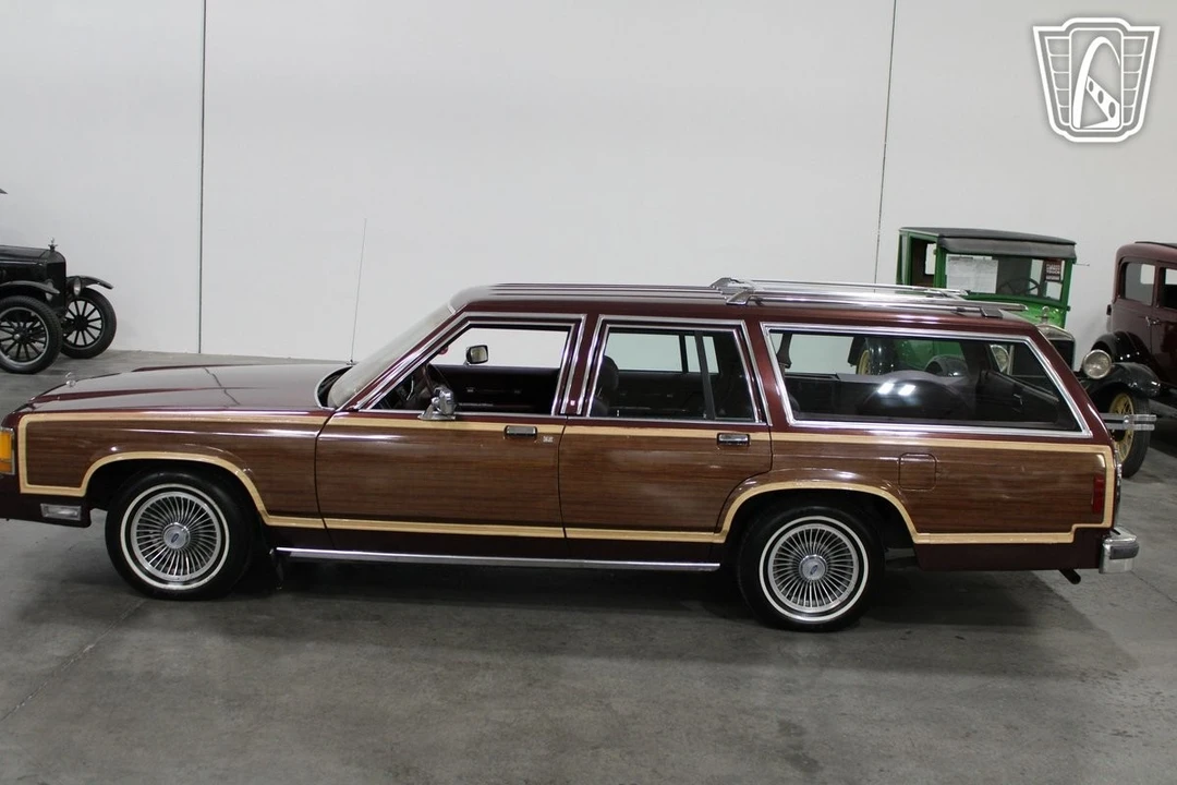 1990 Ford Country Squire - Image 5 of 21