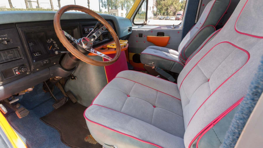 1990 Ford Econoline Van - Image 4 of 10
