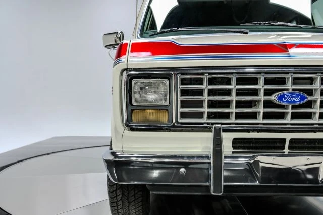 1990 Ford Econoline Van - Image 30 of 31
