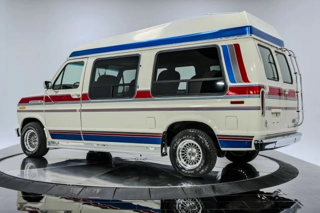 1990 Ford Econoline Van - Image 4 of 31