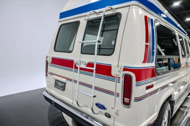 1990 Ford Econoline Van - Image 26 of 31