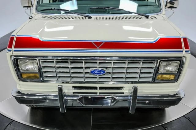 1990 Ford Econoline Van - Image 15 of 31
