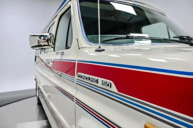 1990 Ford Econoline Van - Image 29 of 31