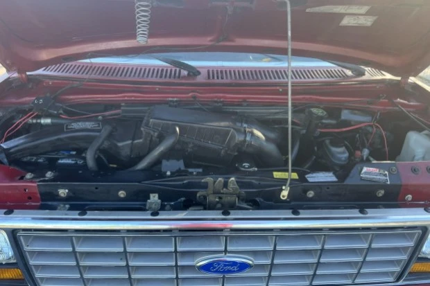 1990 Ford Econoline Van - Image 7 of 8