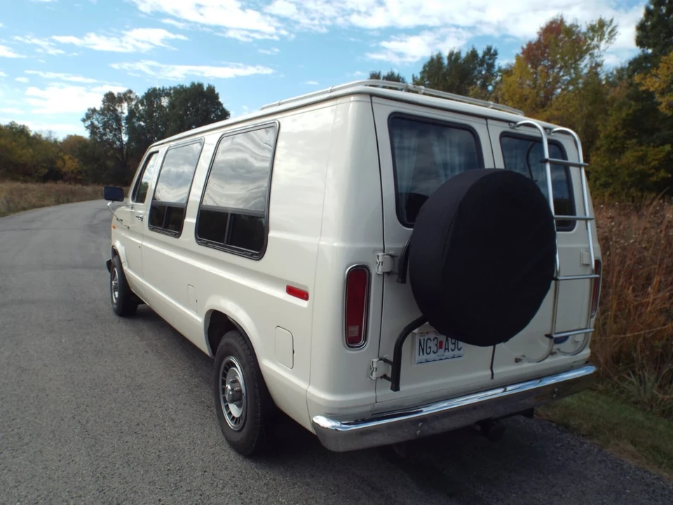 1990 Ford Econoline Van - Image 21 of 21