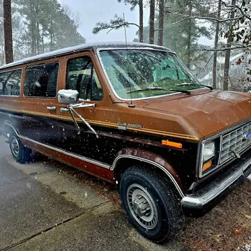 1990 Ford E250 Club Wagon XLT Diesel