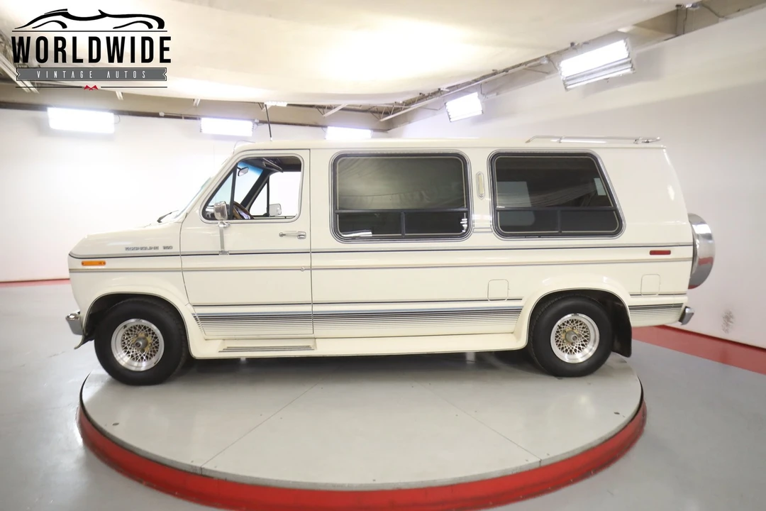 1990 Ford Econoline Van - Image 3 of 12
