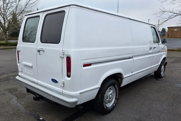 1990 Ford Econoline Van - Image 2 of 7