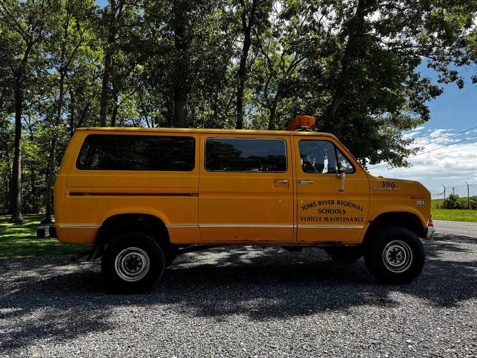 1990 Ford Econoline Van - Image 17 of 31