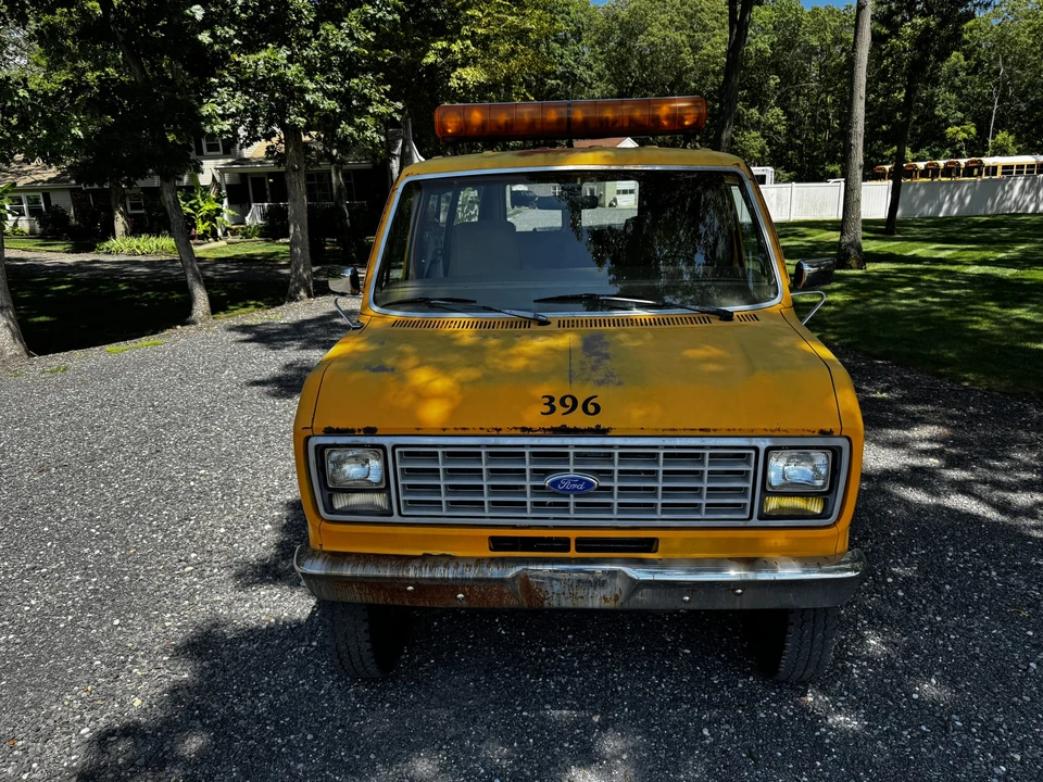 1990 Ford Econoline Van - Image 5 of 31