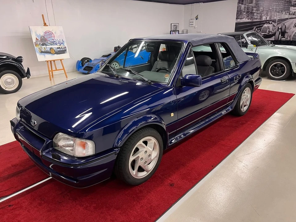 1990 Ford Escort - Image 21 of 30