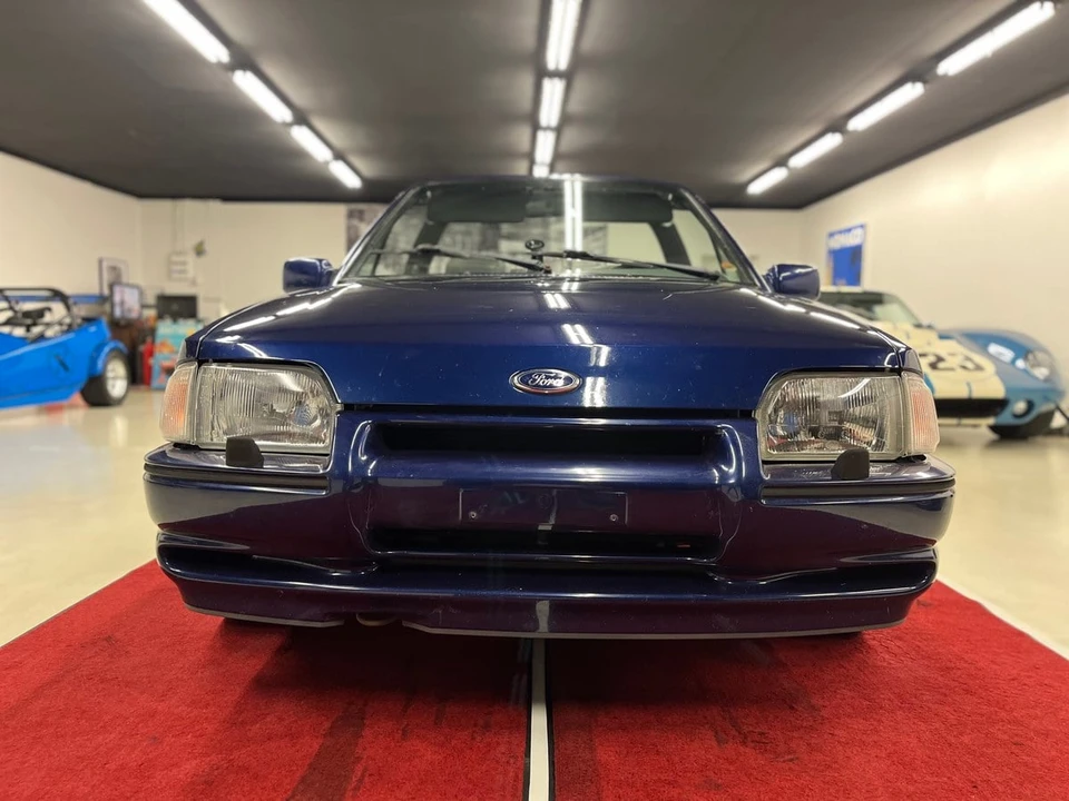 1990 Ford Escort - Image 13 of 30
