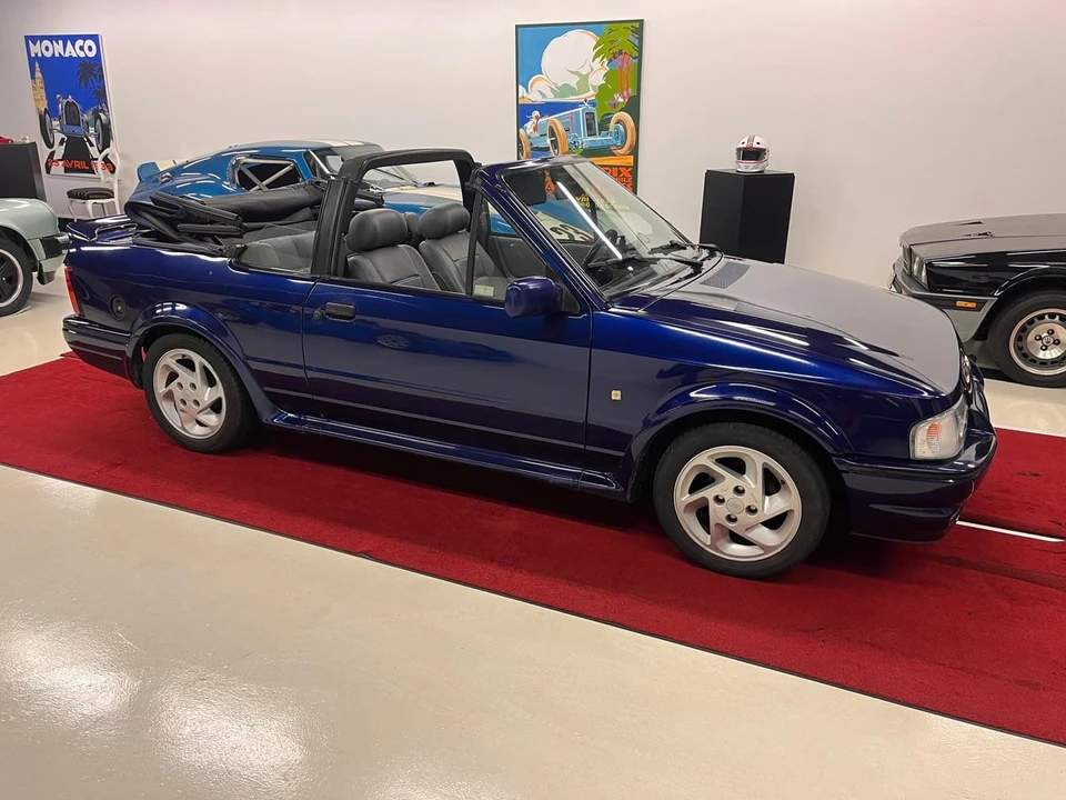 1990 Ford Escort - Image 4 of 30