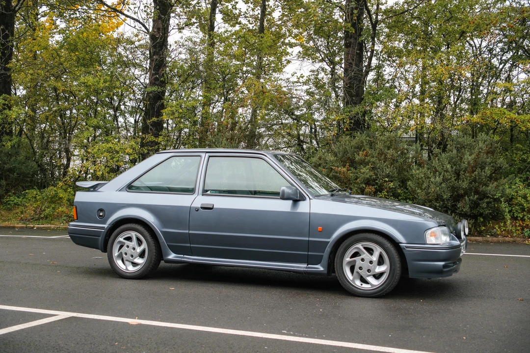 1990 Ford Escort - Image 12 of 31