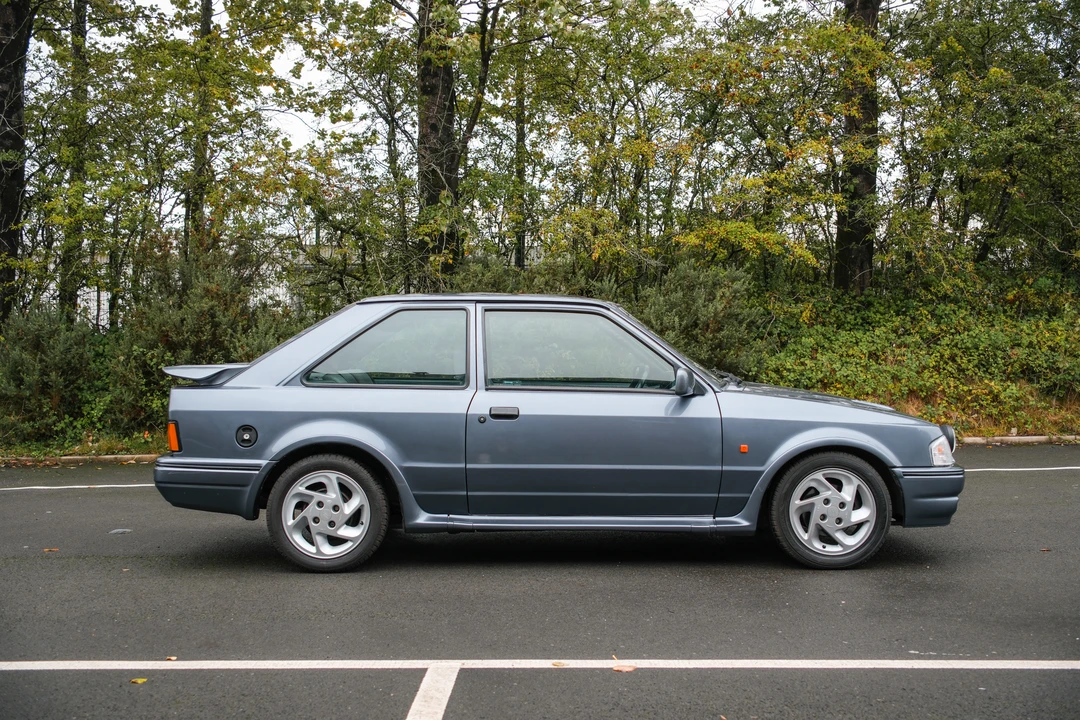 1990 Ford Escort - Image 4 of 31