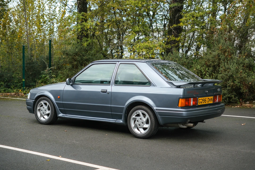 1990 Ford Escort - Image 21 of 31