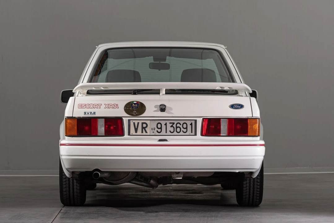 1990 Ford Escort - Image 3 of 26