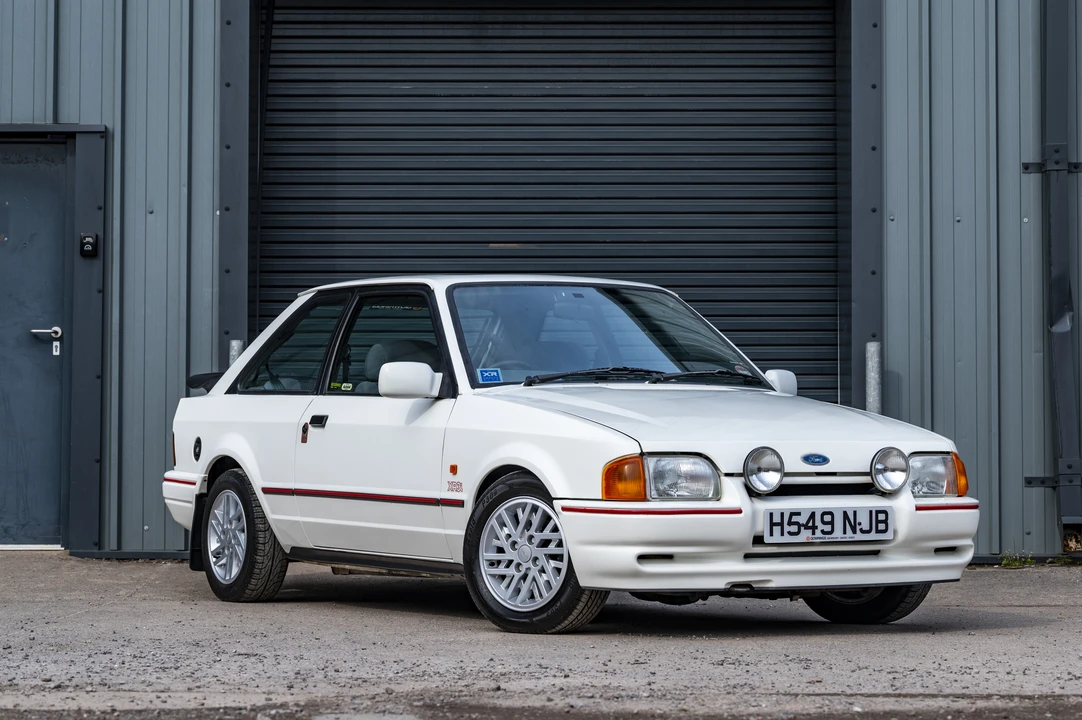 1990 Ford Escort - Image 11 of 31