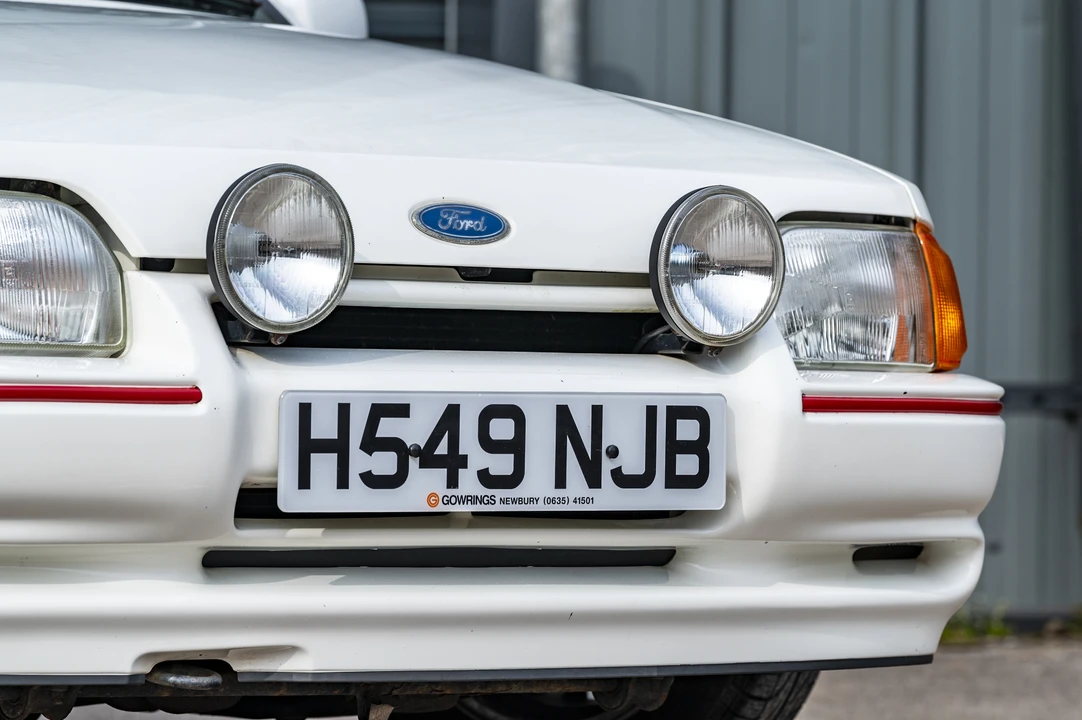 1990 Ford Escort - Image 25 of 31