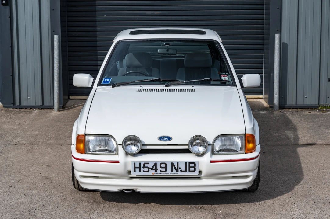 1990 Ford Escort - Image 10 of 31