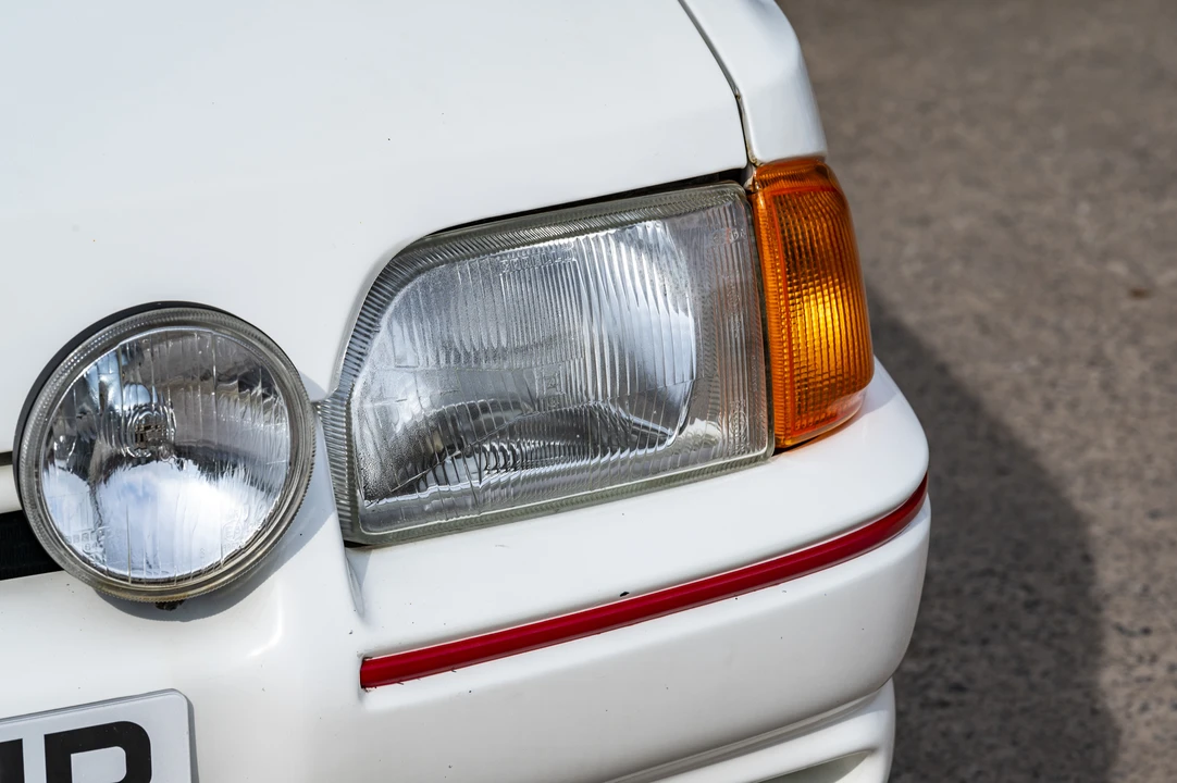 1990 Ford Escort - Image 30 of 31