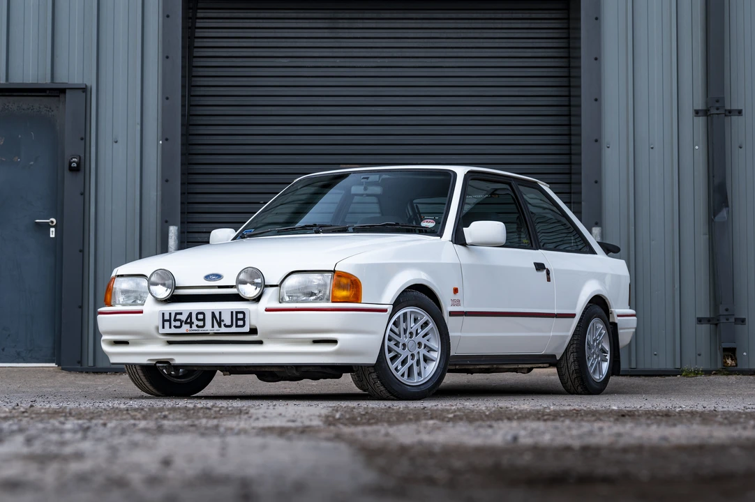 1990 Ford Escort - Image 17 of 31