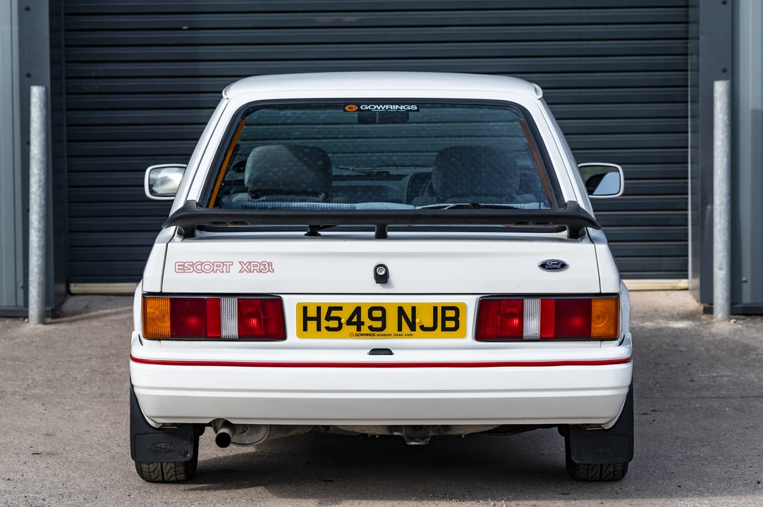 1990 Ford Escort - Image 6 of 31
