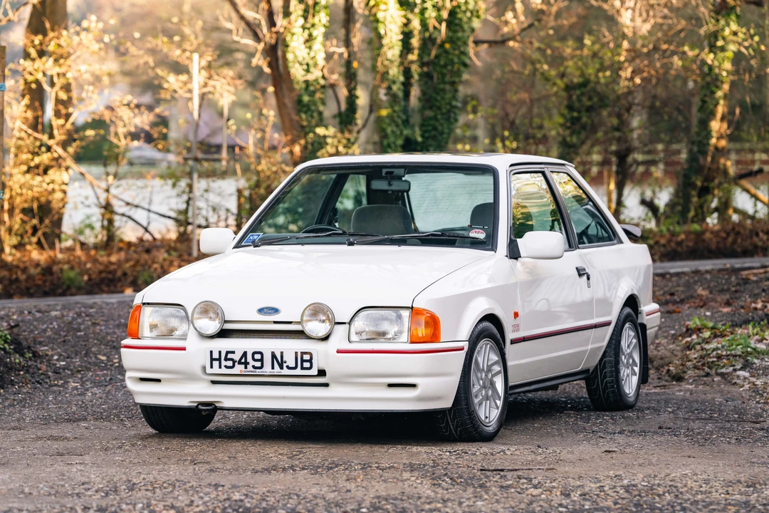 1990 Ford Escort - Image 3 of 31