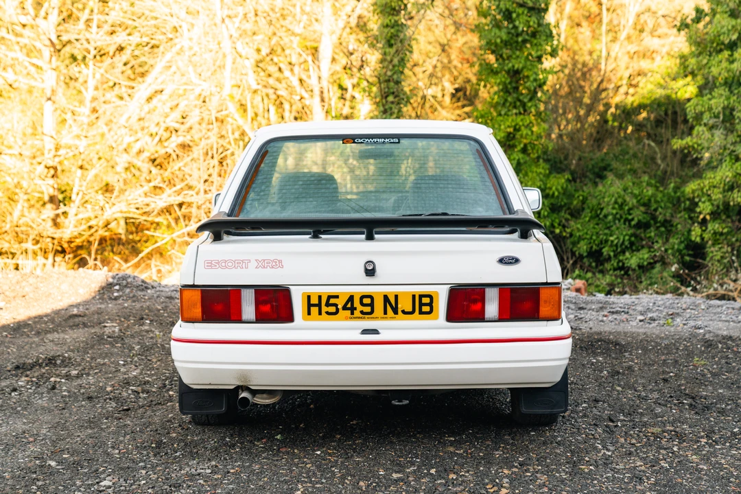 1990 Ford Escort - Image 5 of 31