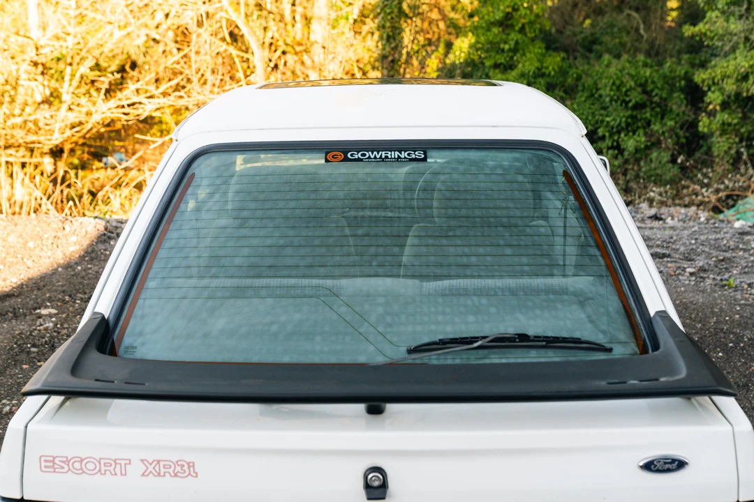 1990 Ford Escort - Image 20 of 31