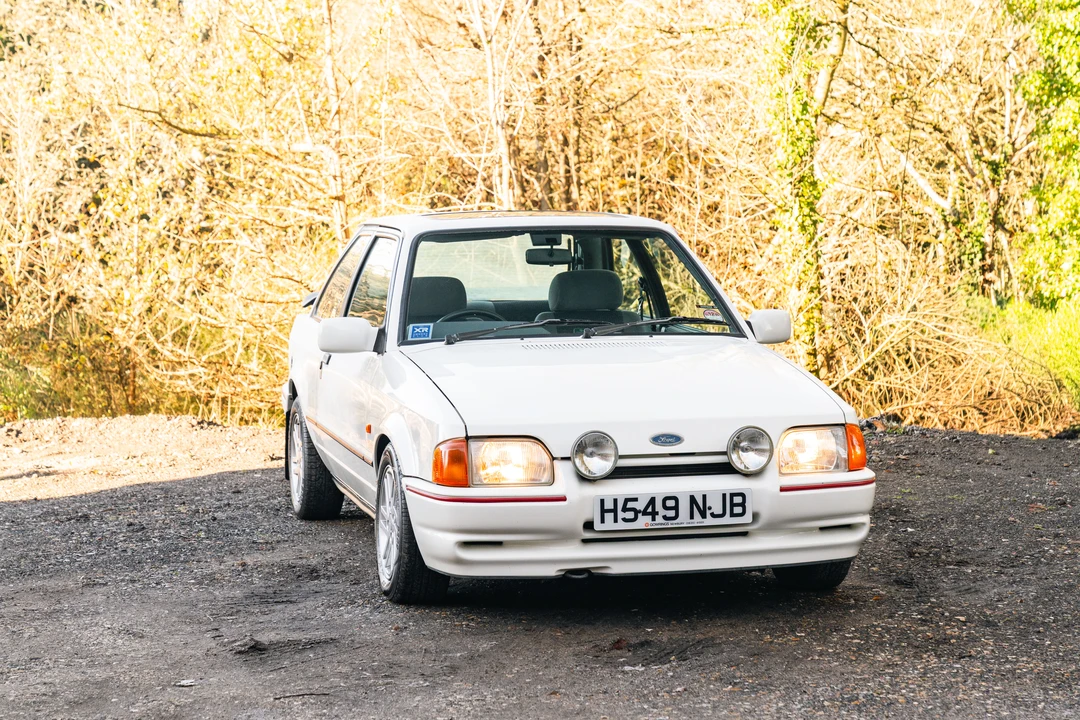 1990 Ford Escort - Image 8 of 31