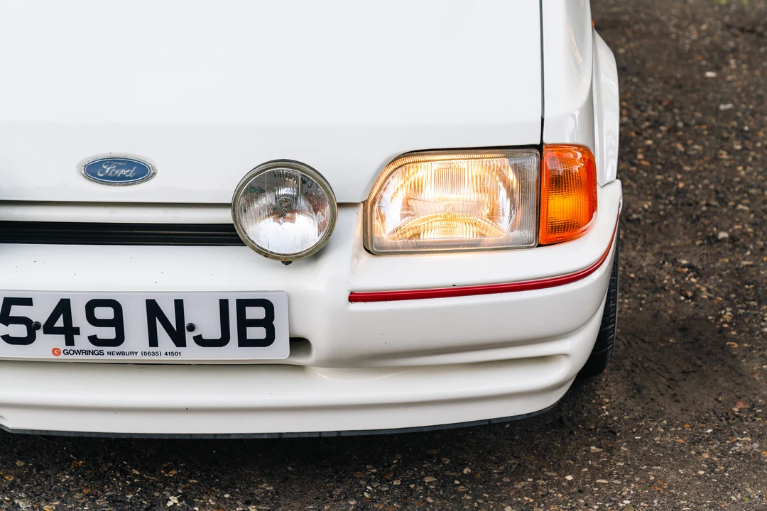 1990 Ford Escort - Image 28 of 31
