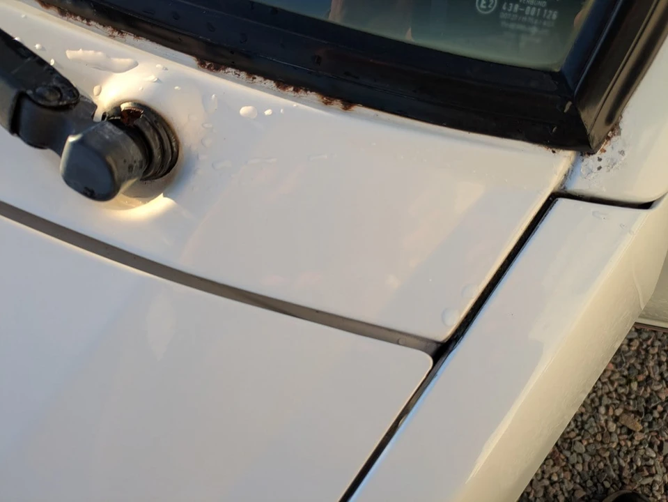 1990 Ford Escort - Image 27 of 30