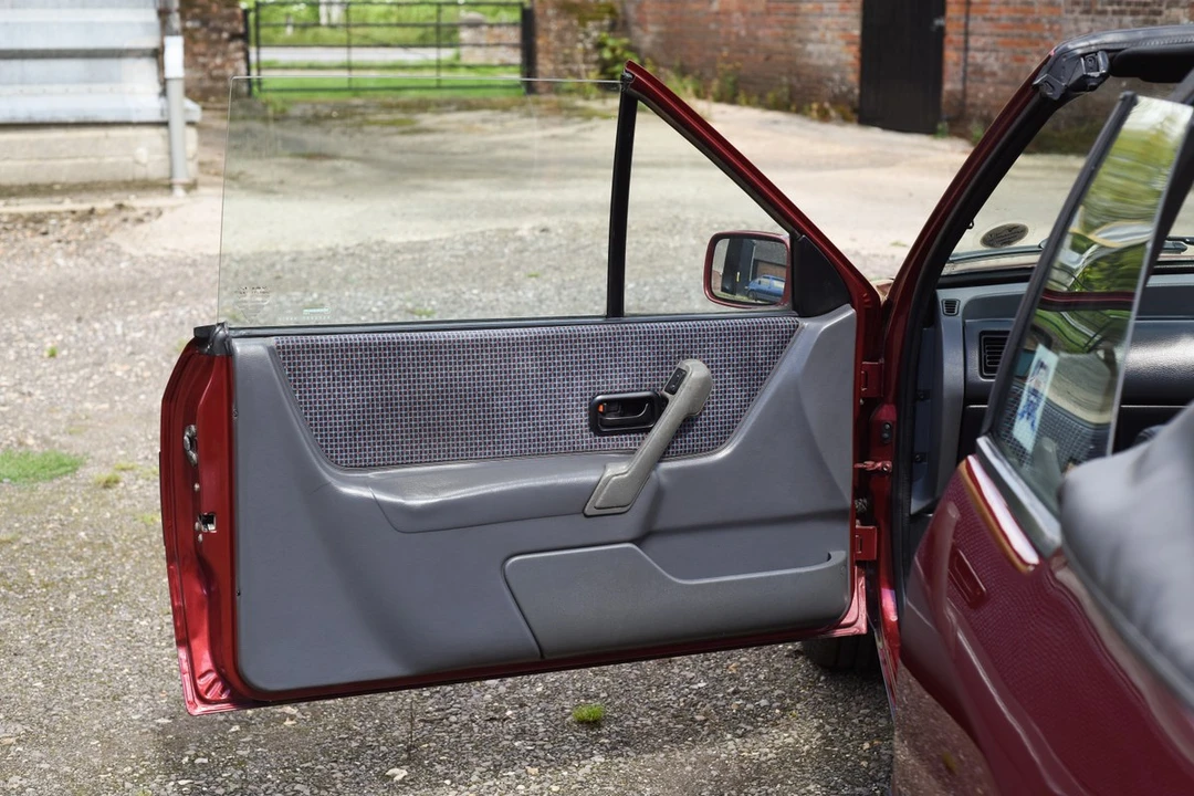 1989 Ford Escort - Image 29 of 30