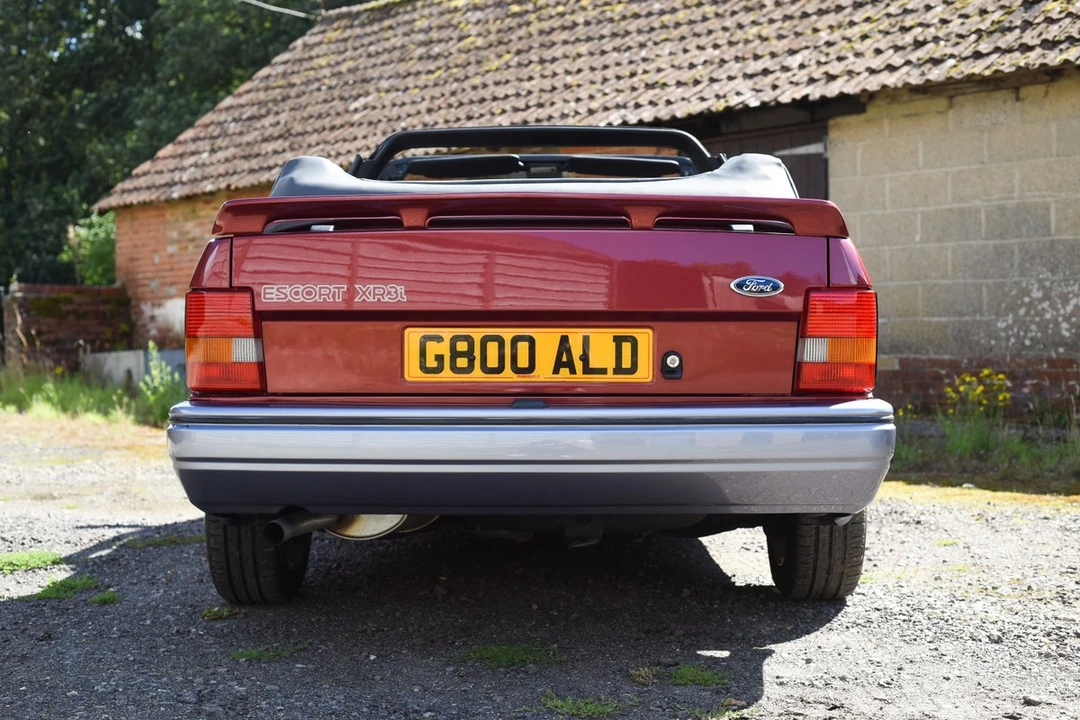 1989 Ford Escort - Image 15 of 30