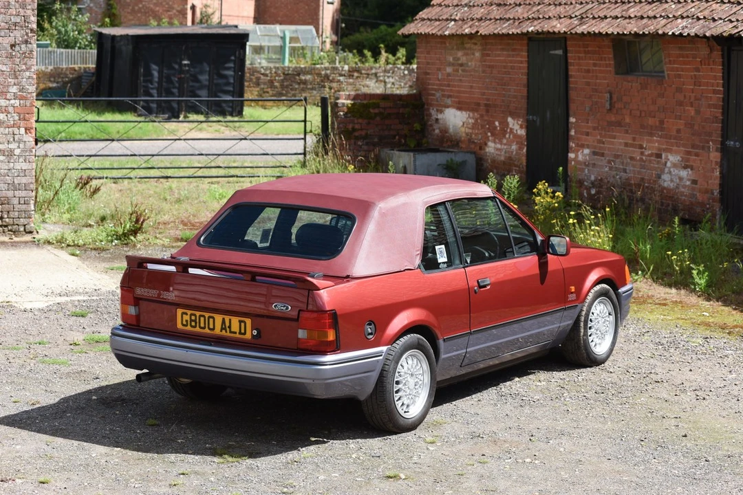 1989 Ford Escort - Image 20 of 30