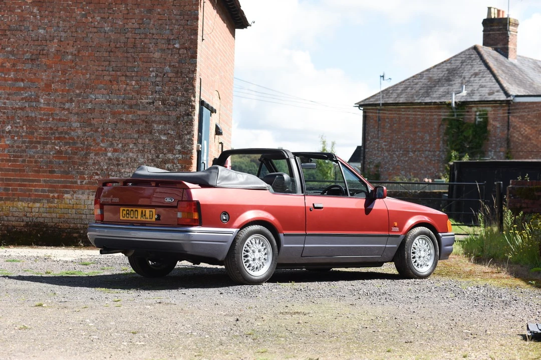 1989 Ford Escort - Image 13 of 30