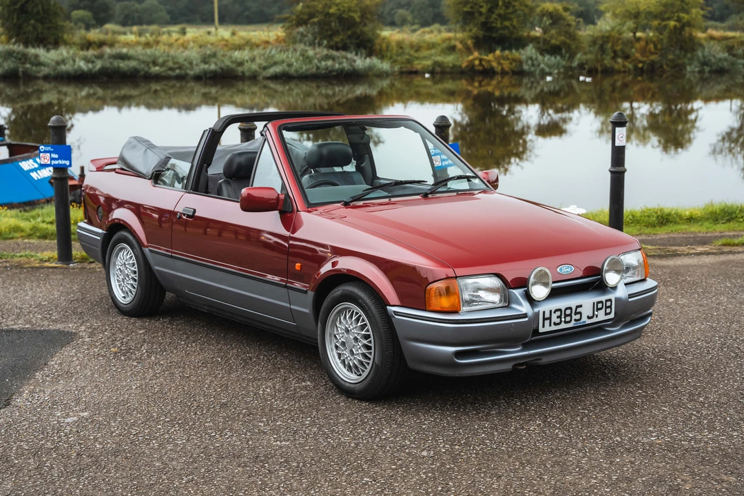 1990 Ford Escort - Image 17 of 31
