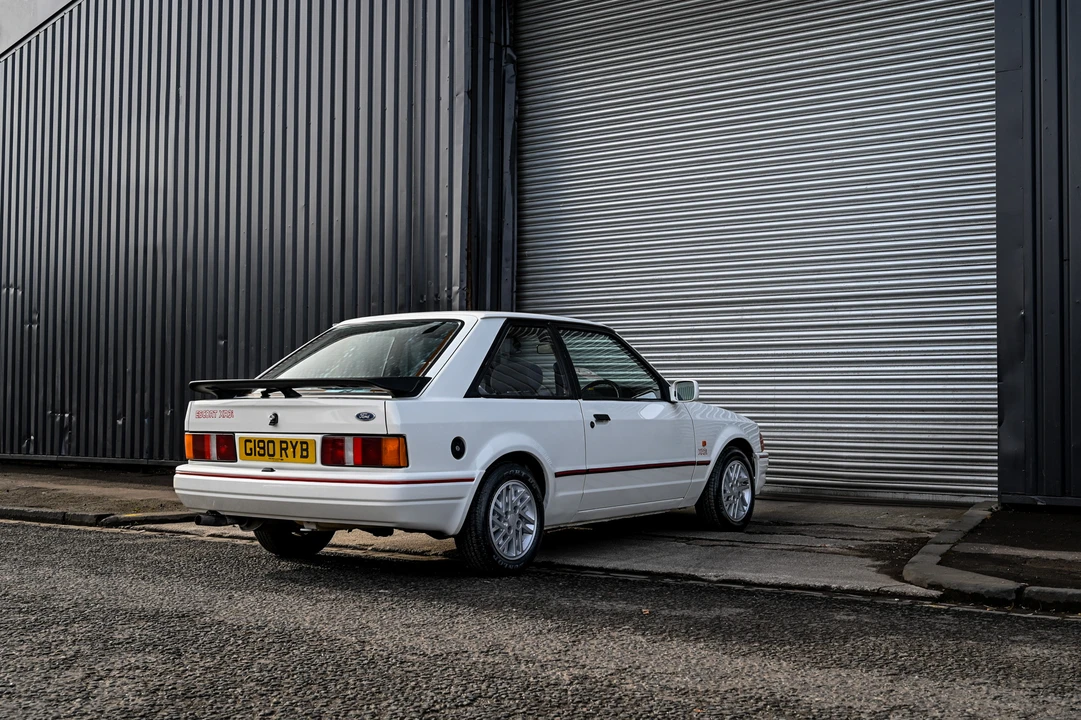 1990 Ford Escort - Image 4 of 31