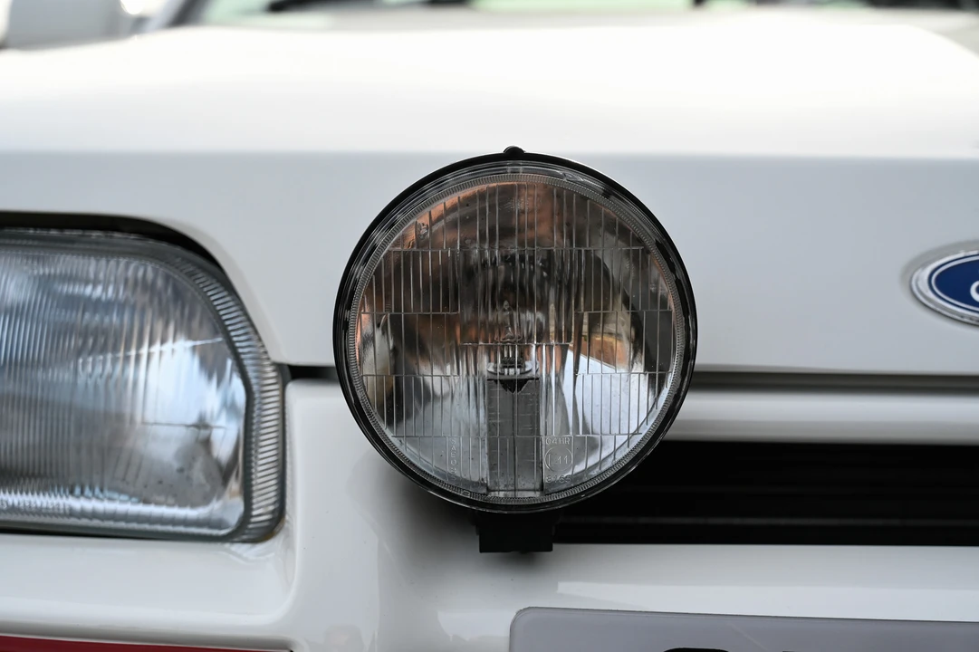 1990 Ford Escort - Image 22 of 31