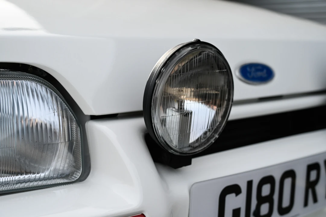 1990 Ford Escort - Image 23 of 31