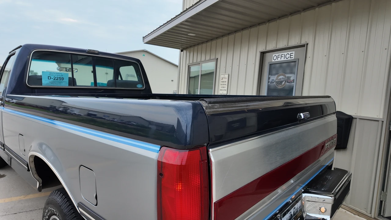 1990 Ford F-Series 8th Gen - Image 28 of 31