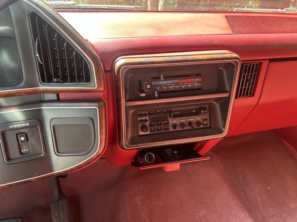 1990 Ford F-Series 8th Gen - Image 14 of 27