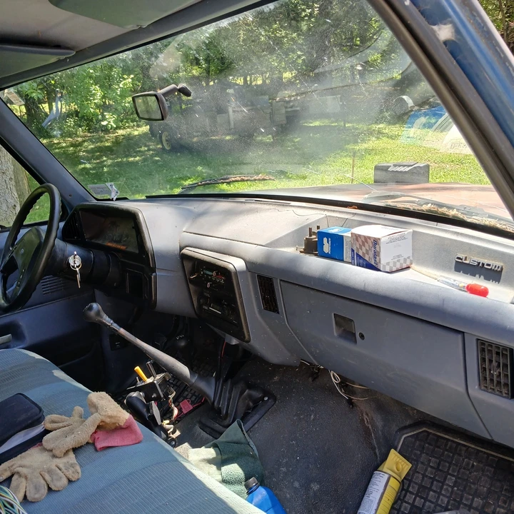 1990 Ford F-Series - Image 11 of 20